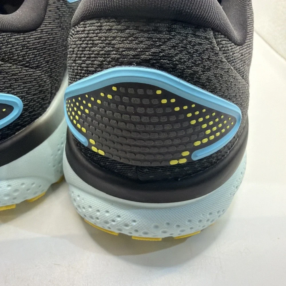 Brooks ghost 16